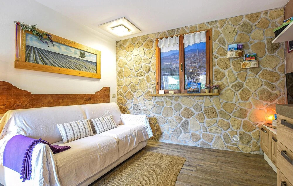 Stunning Home in Belluno With 1 Bedrooms and Wifi
