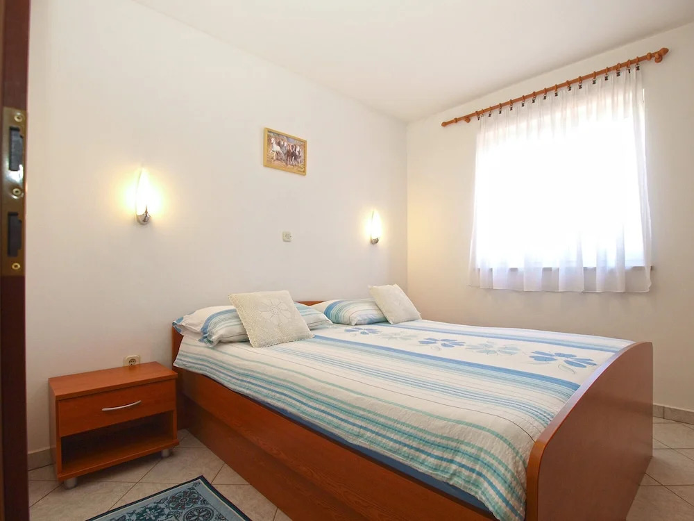 Apartment 1978