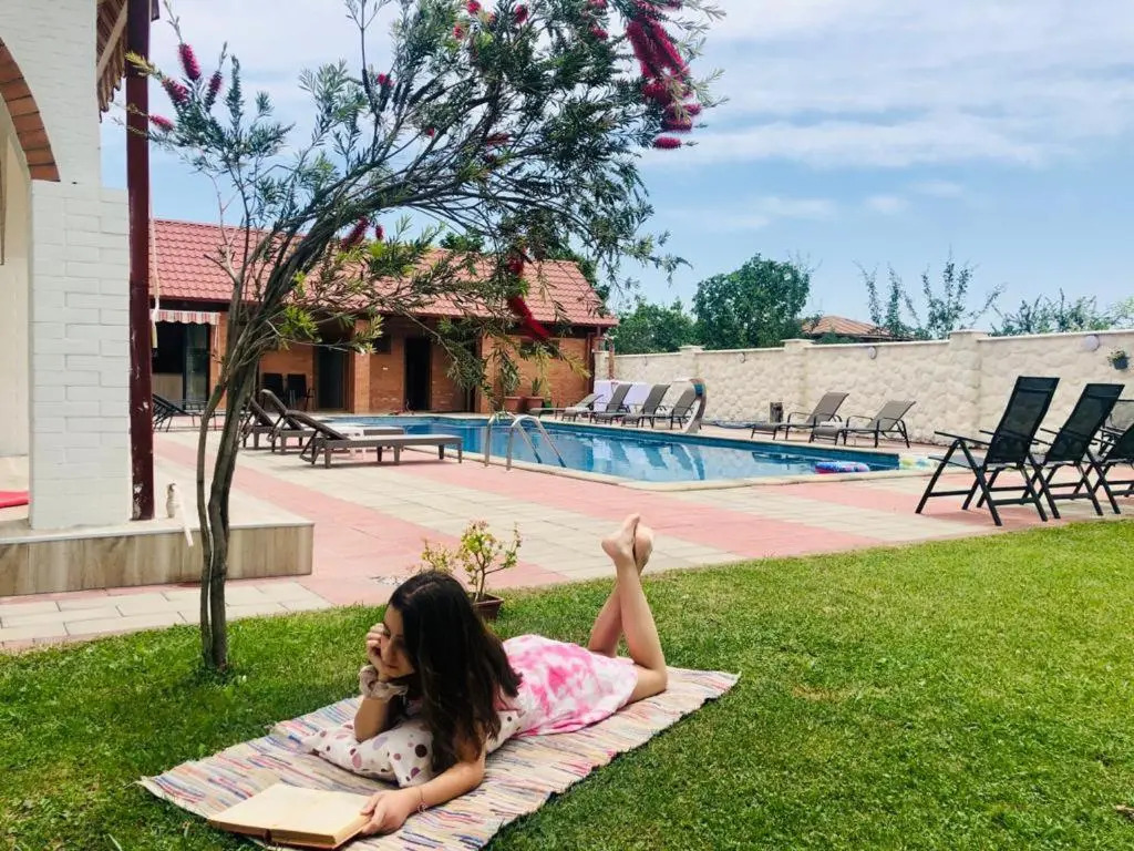 Pawlonia Villa