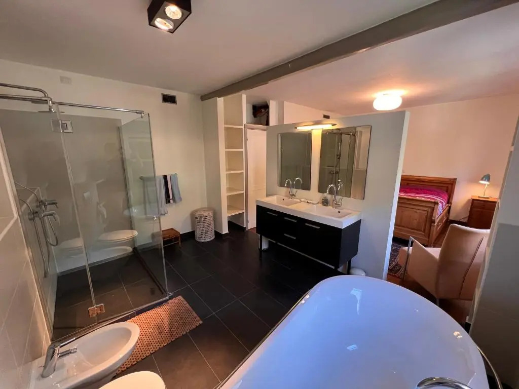 Large villa for 20 guests on large estate with private pool and tennis court Big conference room with facilities VILLAITALY EU