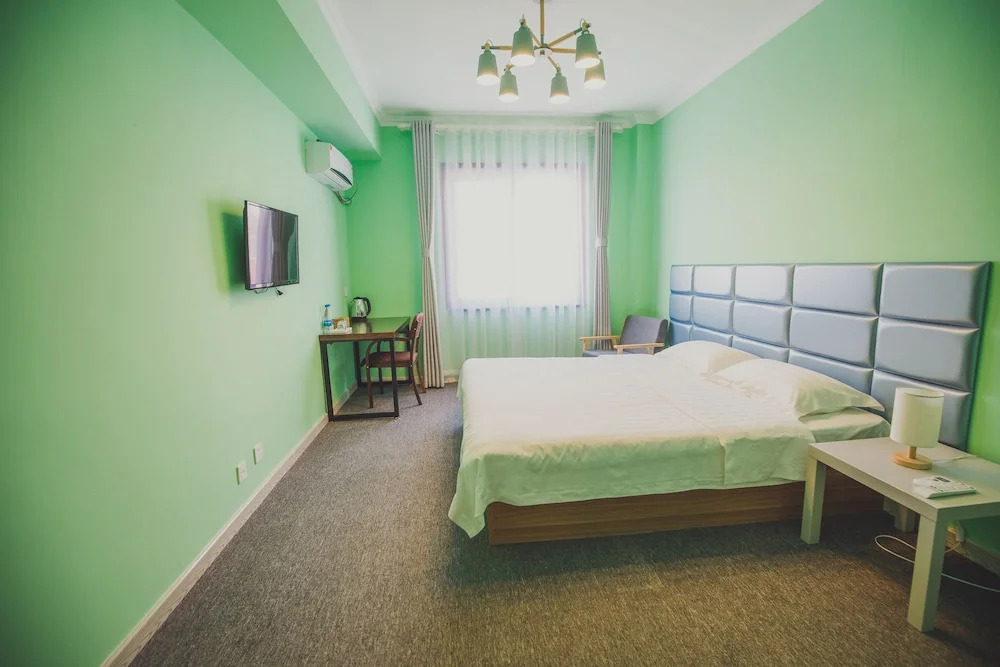 White Horse Times Hotel