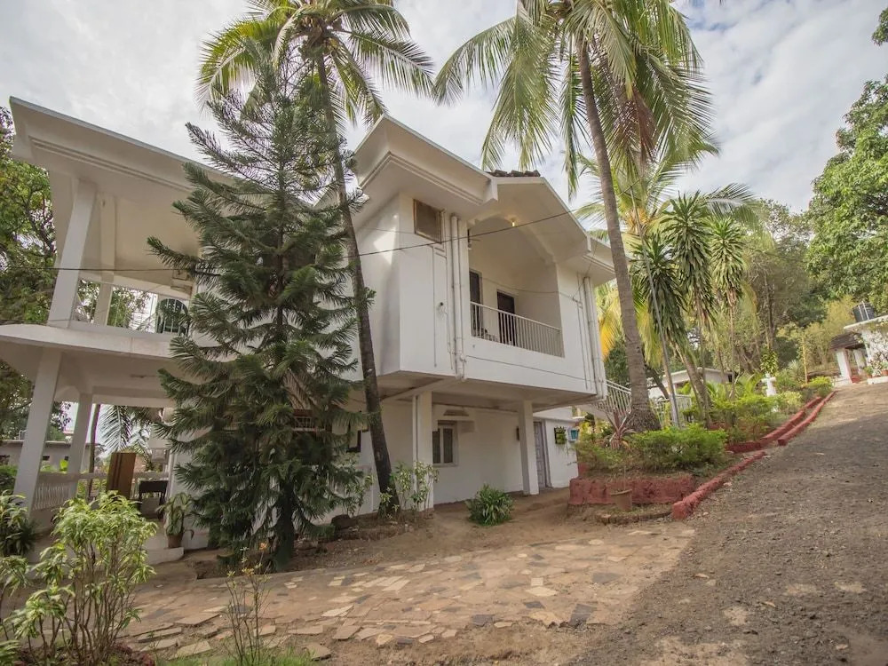OYO 13106 Home 2BHK Arpora Beach