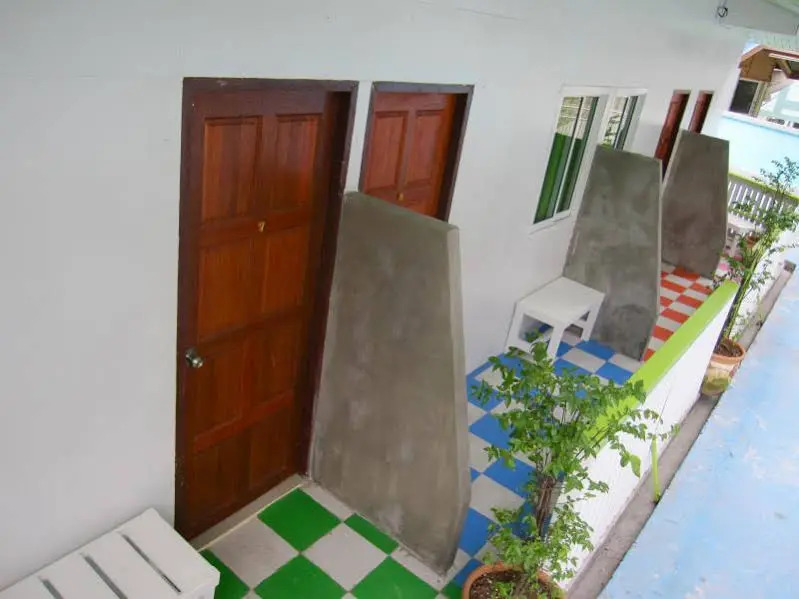 Corner Resort