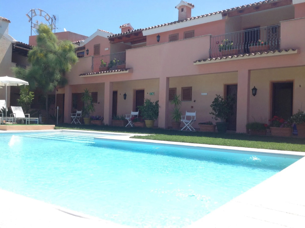 Hotel Daniel