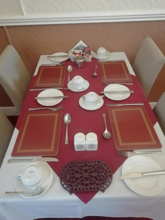 Shirley Heights Hotel