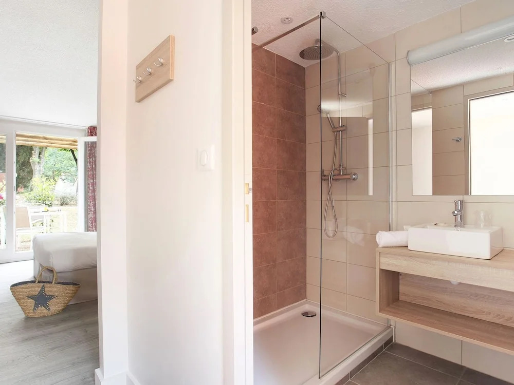 Beautiful holiday home with air conditioning in the Camargue