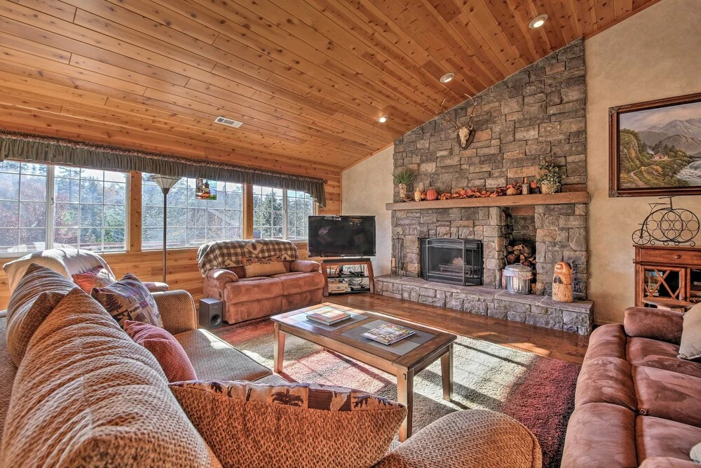 Hot Tub, Game Room & 2 Decks: Luxe Big Bear Home