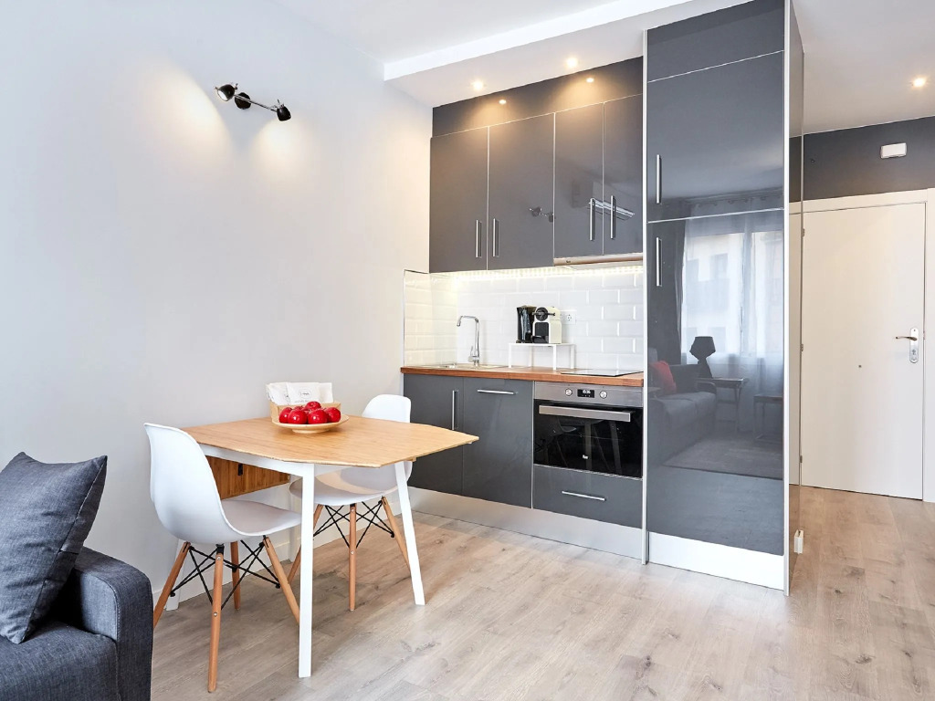 UD - MA31 Suite with terrace (1BR) 3A - MID TERMS RENTALS