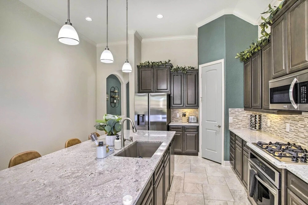 Spacious Cypress Home in Fairfield Community!