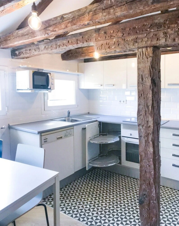 Apartmanento de 2 Habitaciones en Universidad, 500m de Alonso Martinez