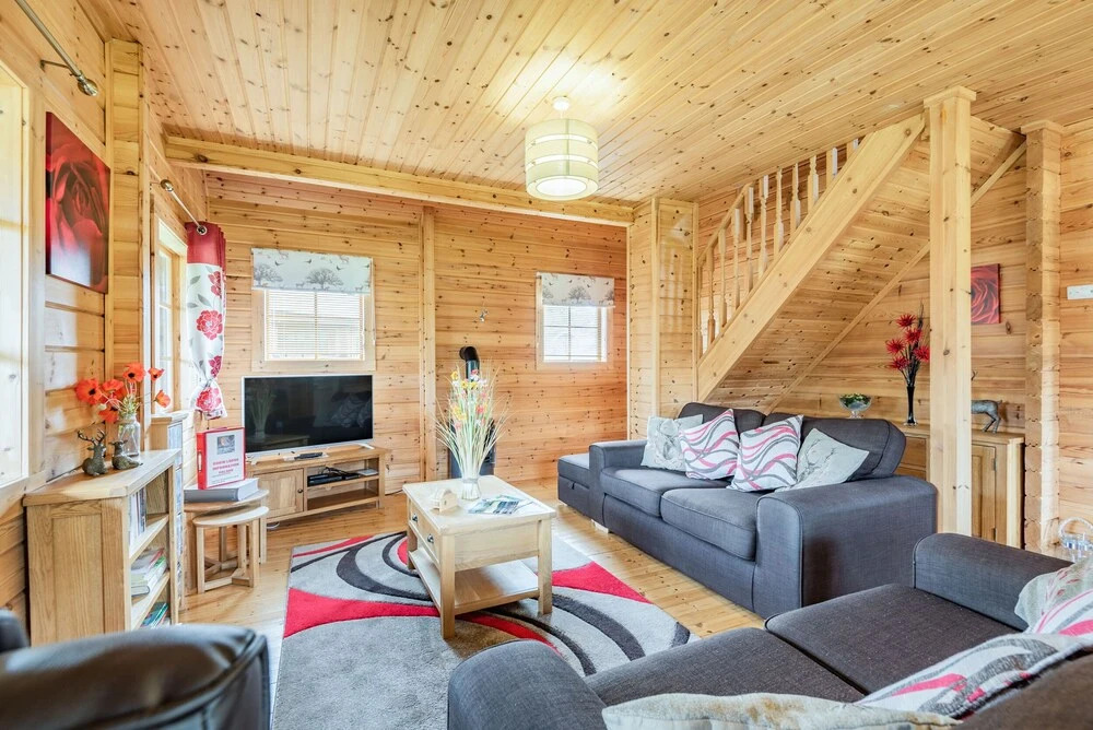 Robin Lodge