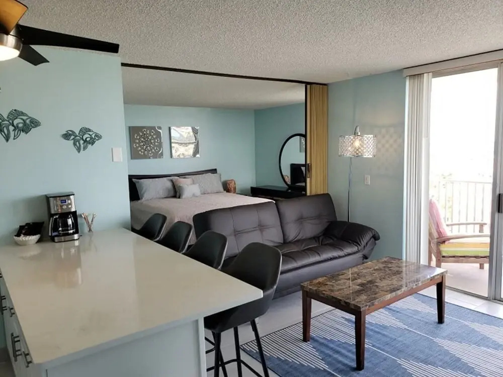 Crescent View in Fort Myers Beach