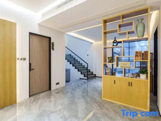 Zhujiajian Houshan Xun Xingkong Seaview Holiday Villa (Xiaowushitang Dongsha Scenic Area)