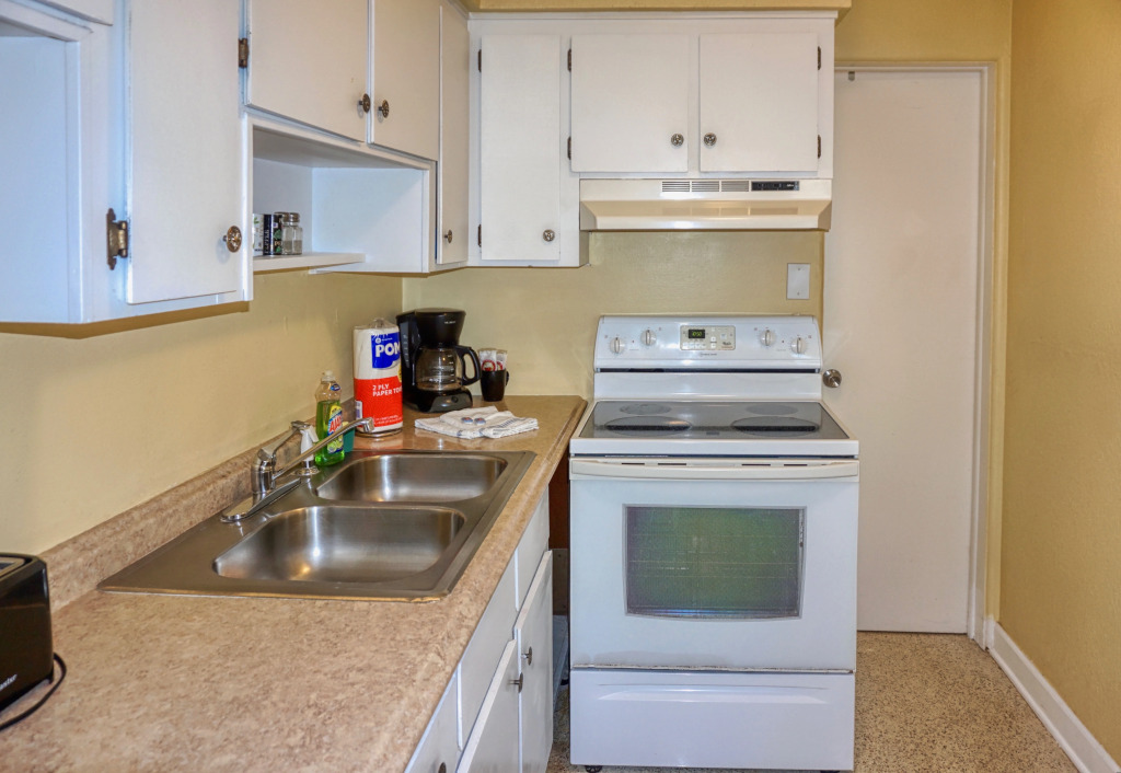 Misty Isles Redington Beachfront Suite 6