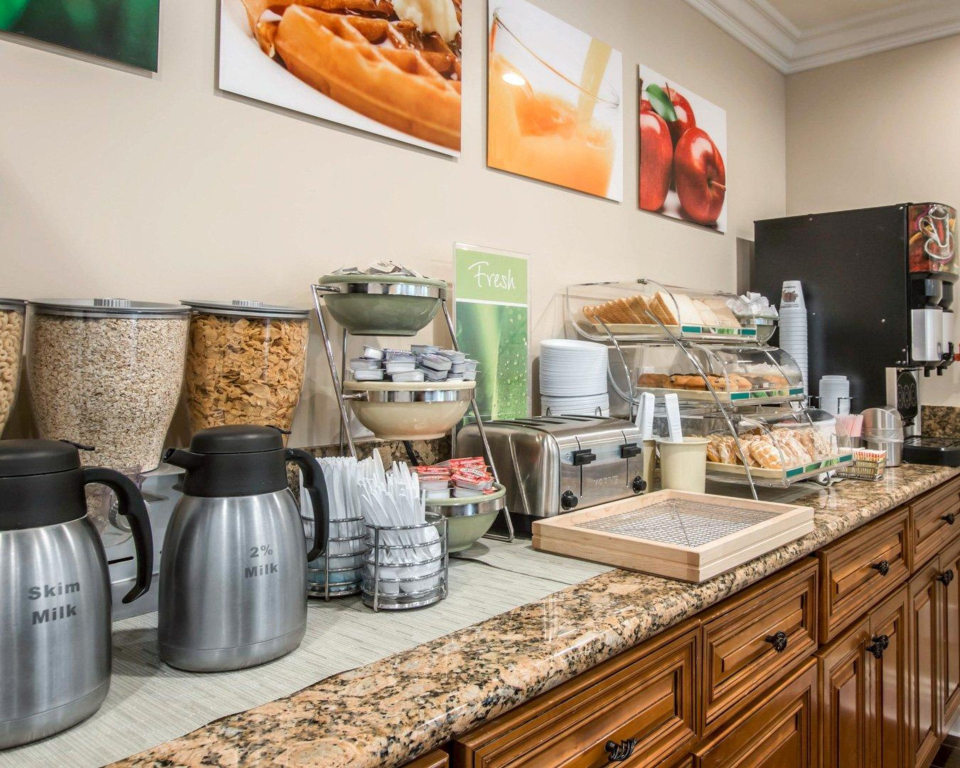 Quality Inn & Suites Anaheim Maingate