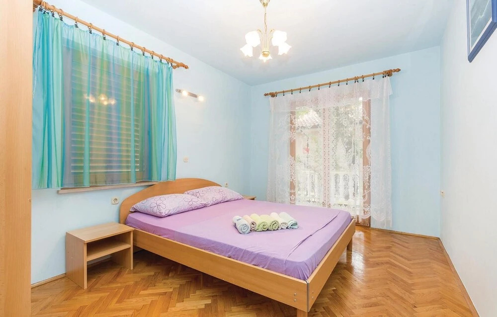 Beautiful Home in Povile With Wifi and 2 Bedrooms