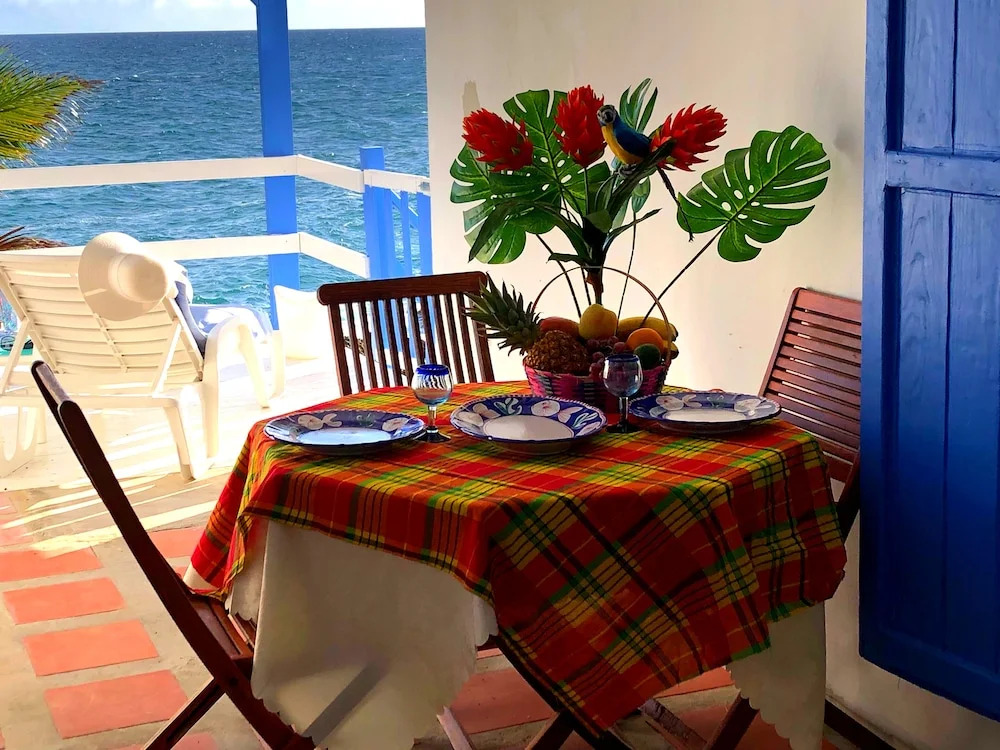 Immaculate 1-bed Apartment on Ocean View