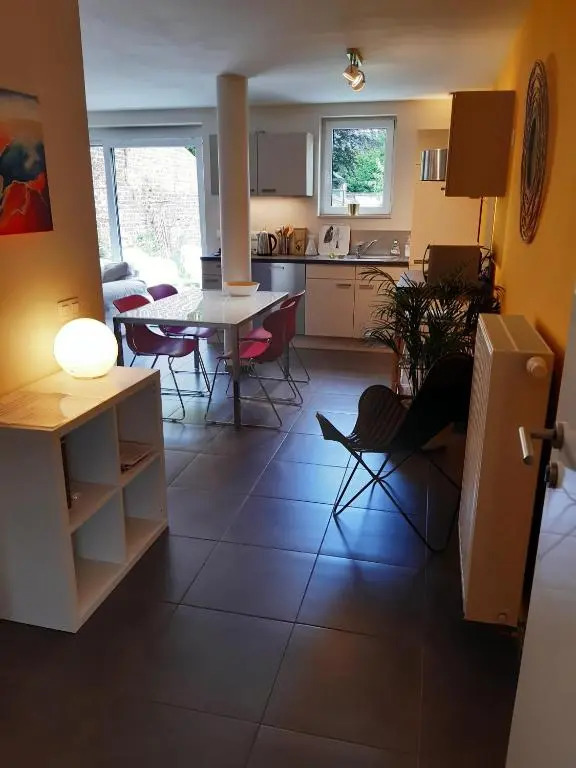 Appartement rez Terrasse et Jardin