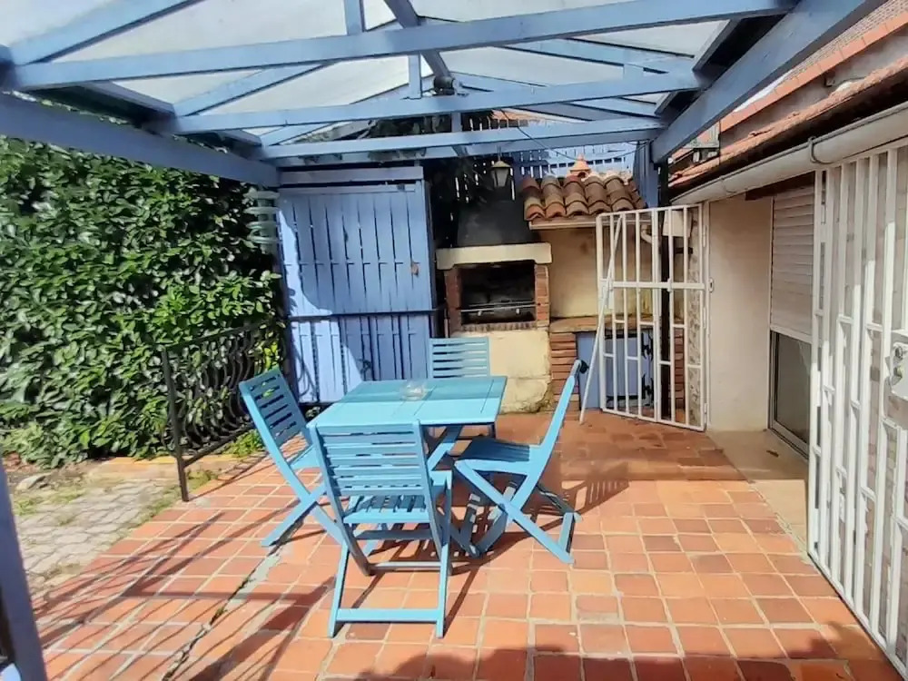 Geraeumiges Ferienhaus mit Garten