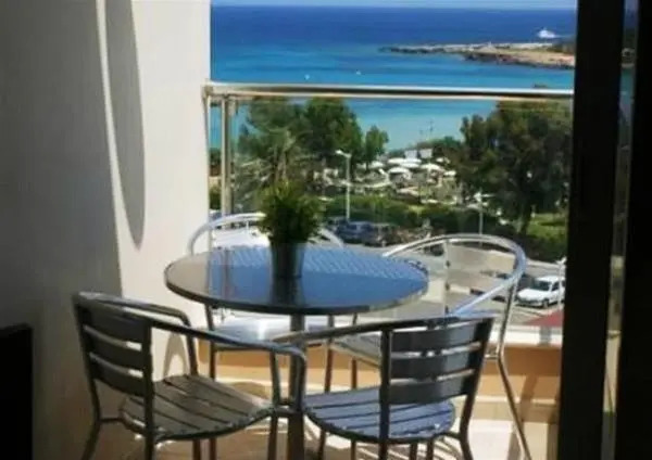 Paradise Apartment