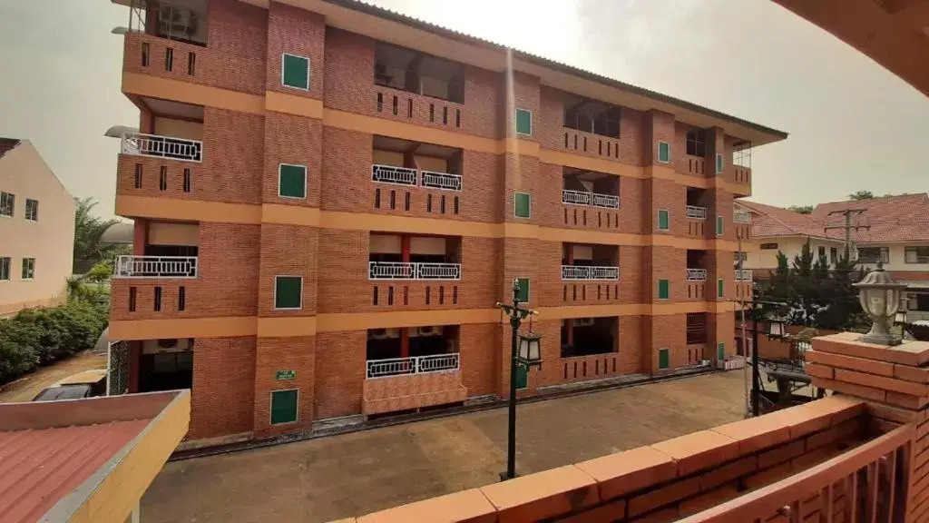Eastan View Apartment