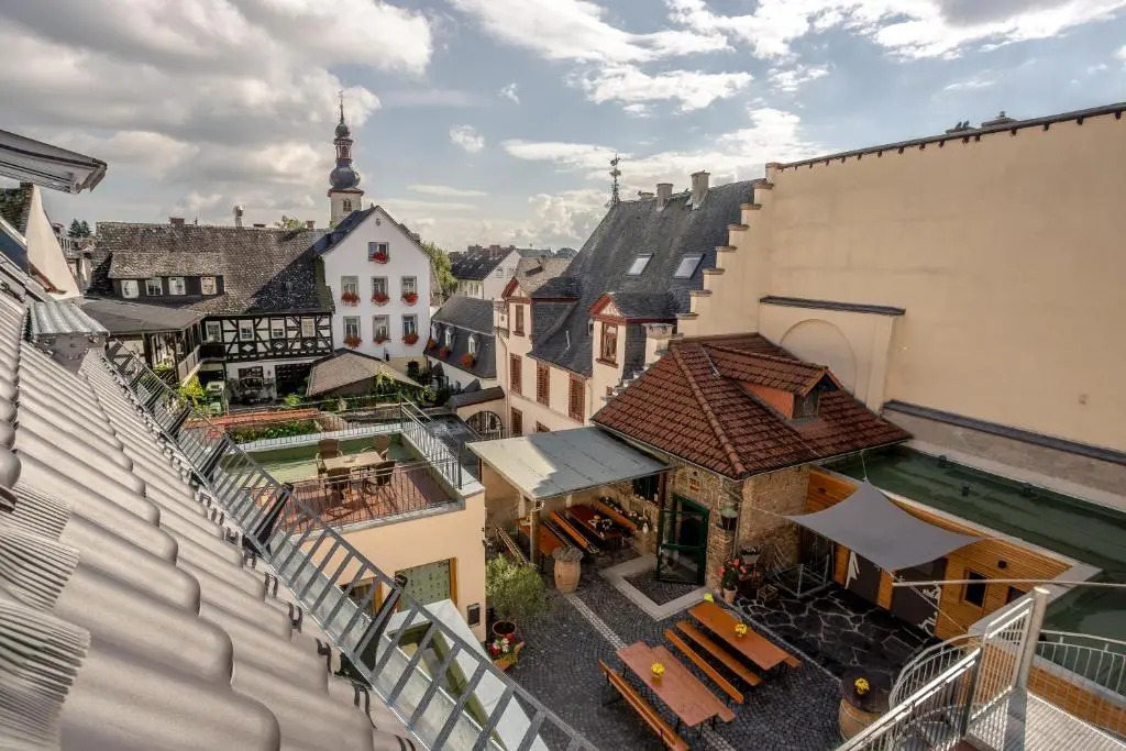 Talstation Kabine 20 / Innenstadt, 2 Schlafzimmer, Terrasse