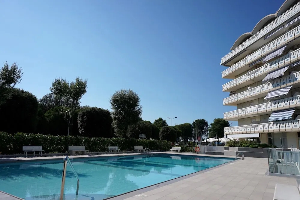 Beautiful Beachfront Apartment With Terrace Sea View and Swimming Pool