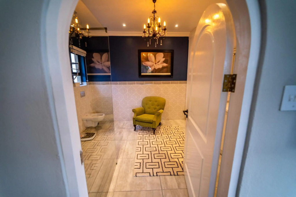 Luxury Boutique Home in Kyalami