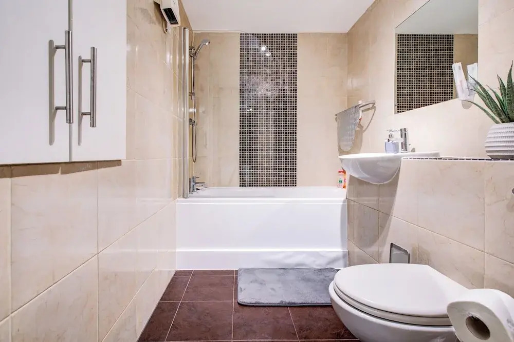 Spacious 2-bed Apartment, Family With Pets Welcome