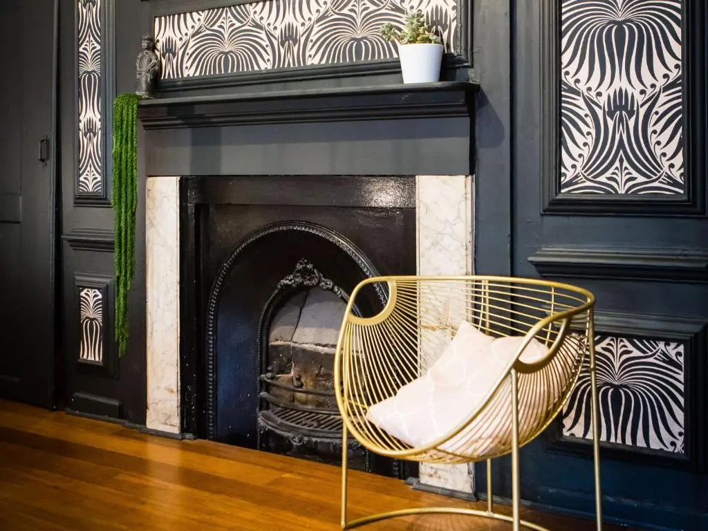 Luxury Travel Emporium YO1 - Exquisite 400 Year Old, City Centre Townhouse