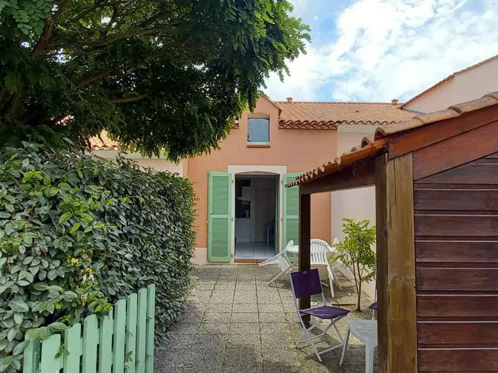 Maison Saint-Jean-de-Monts, 1 pièce, 4 personnes - FR-1-323-237