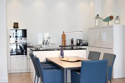 FIRST SELLIN Appartement 4