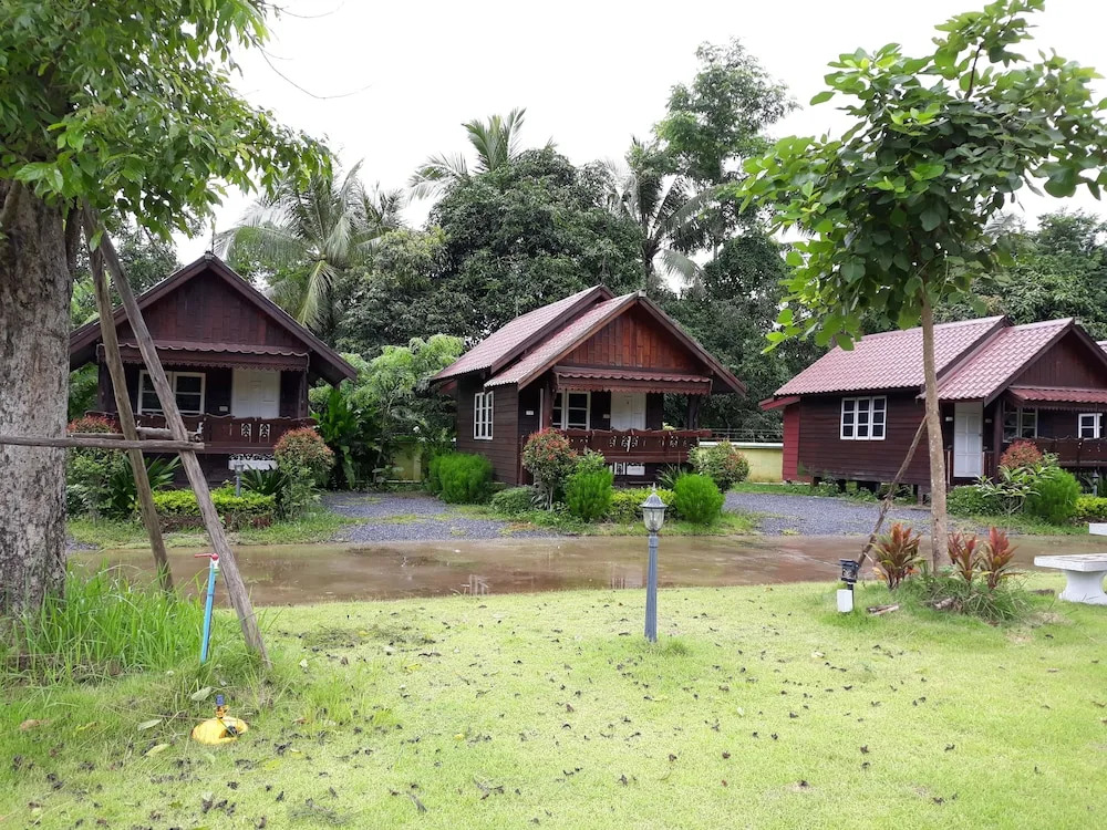Tawan Shine parkview Resort