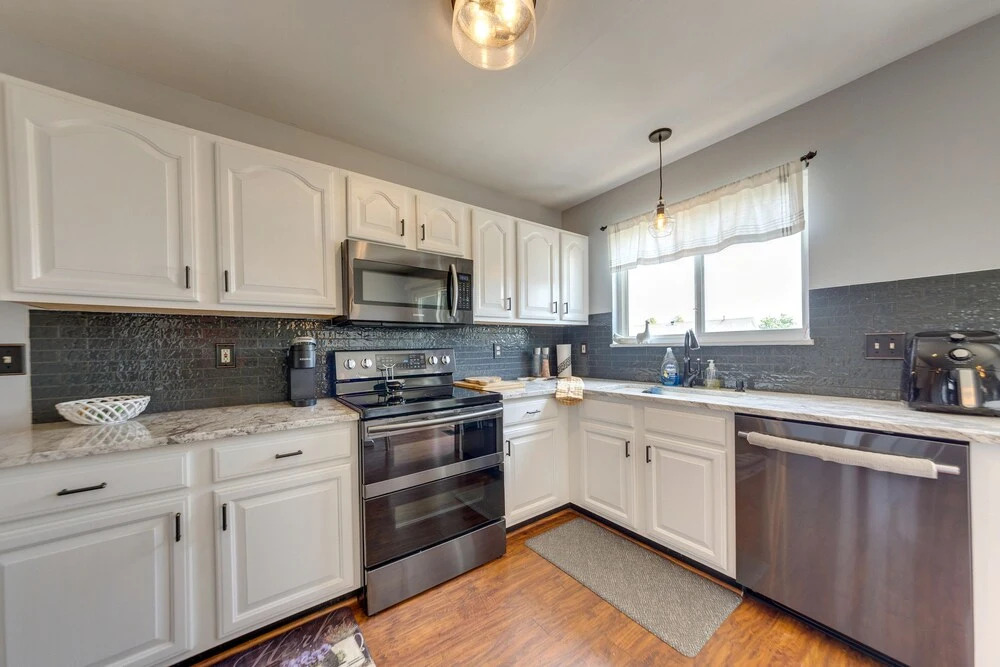 Families Welcome! Spacious O'fallon Home w/ Yard