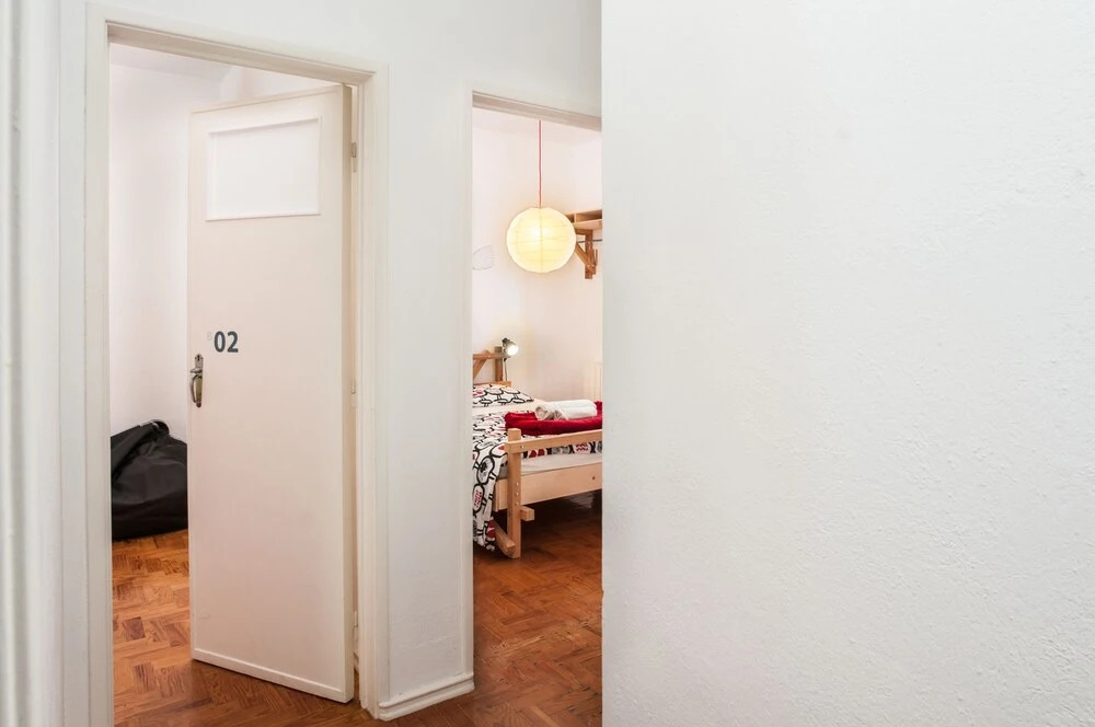 Nazaré Hostel - Rooms & Dorms