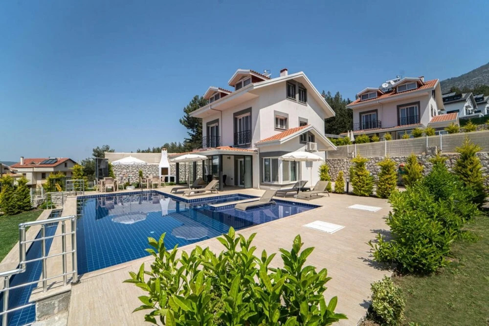 Serene Villa With Private Pool