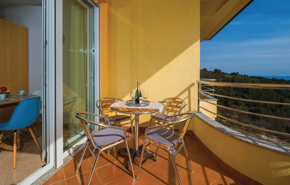 Nice Apartment in Rabac With Outdoor Swimming Pool, Wifi and 2 Bedrooms