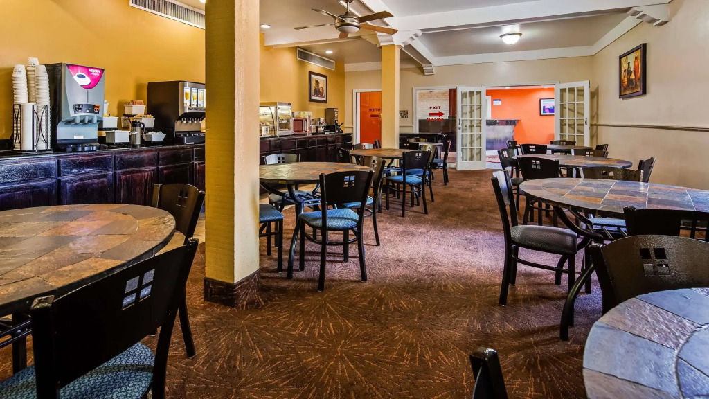 Motel 6 Dallas TX Downtown