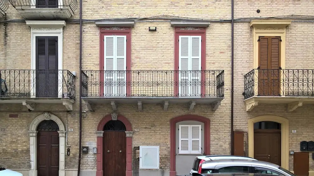 Casa Chiara in Centro con Corte Privata