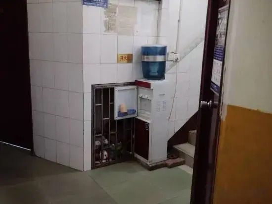 Anyue South Gate Hostel