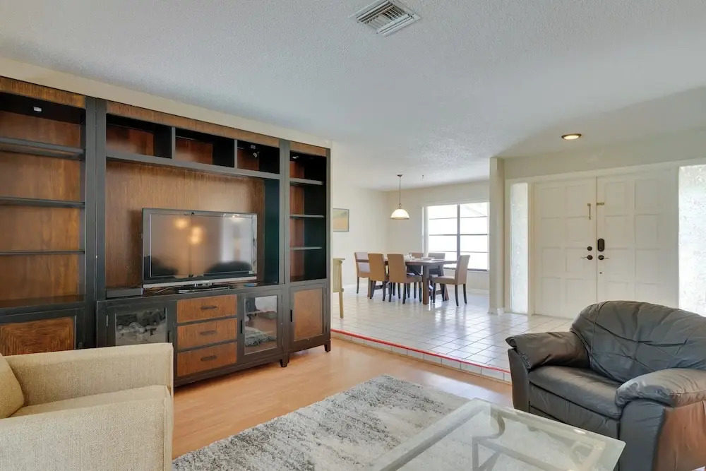 Fort Myers Home, Lanai & Private, Heated Pool