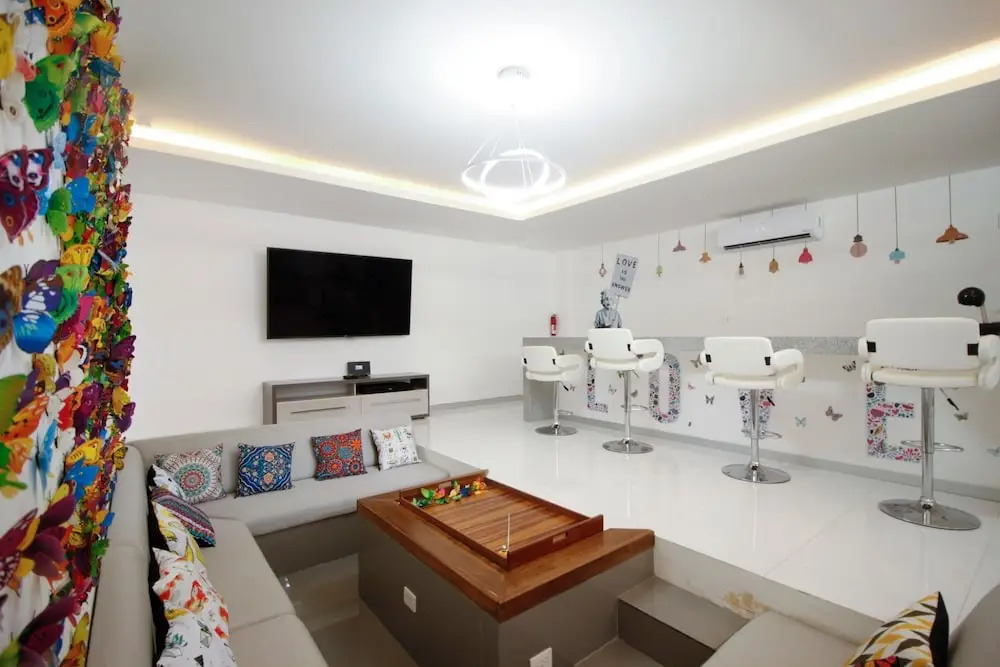 Bombonzua Poshtel perfect for bachelorettes by Happy Address