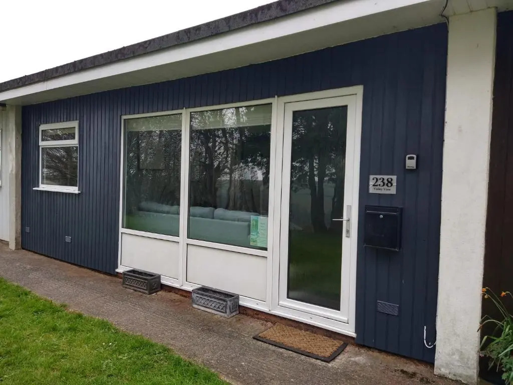 238 Norton Park, Dartmouth 2 bed holiday home with free parking