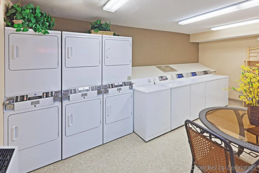MainStay Suites - Wichita NE