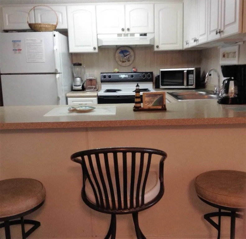 Gulf Shore Condo #604r 2 Bedrooms 2 Bathrooms Condo