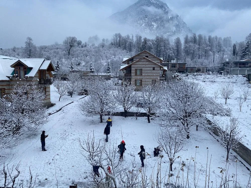 The Holidays Club Manali