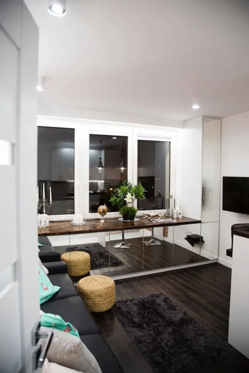Warsaw Concierge Modern Studio