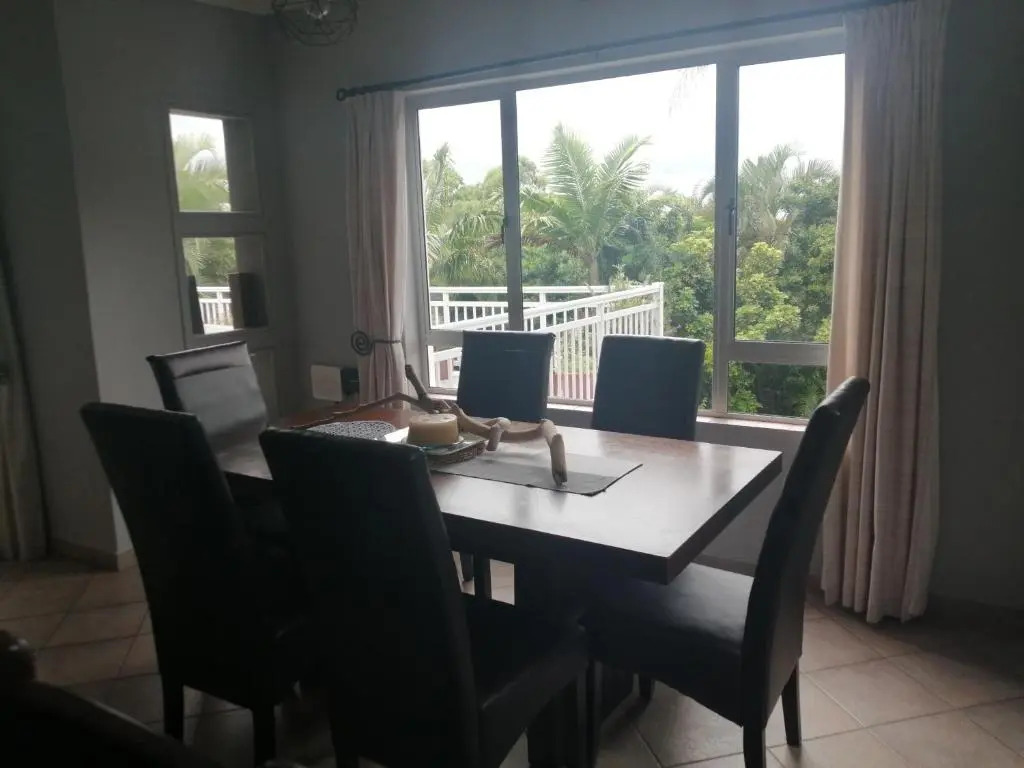 84 Leonora Drive - Family Holiday Home