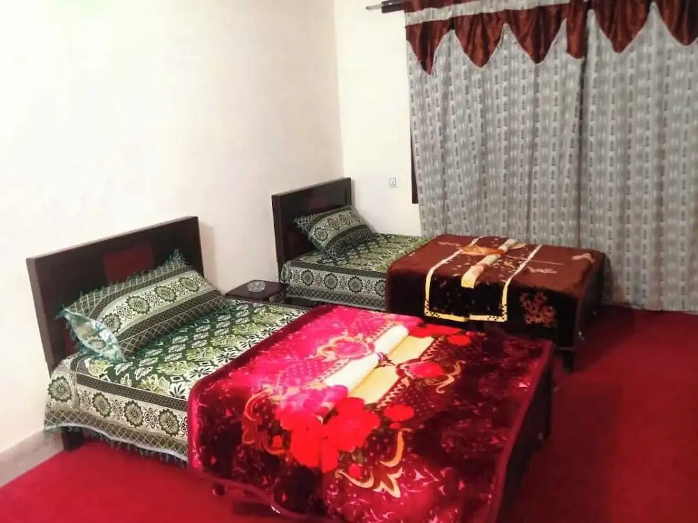 Royal Galaxy Hotel And Restaurant Skardu