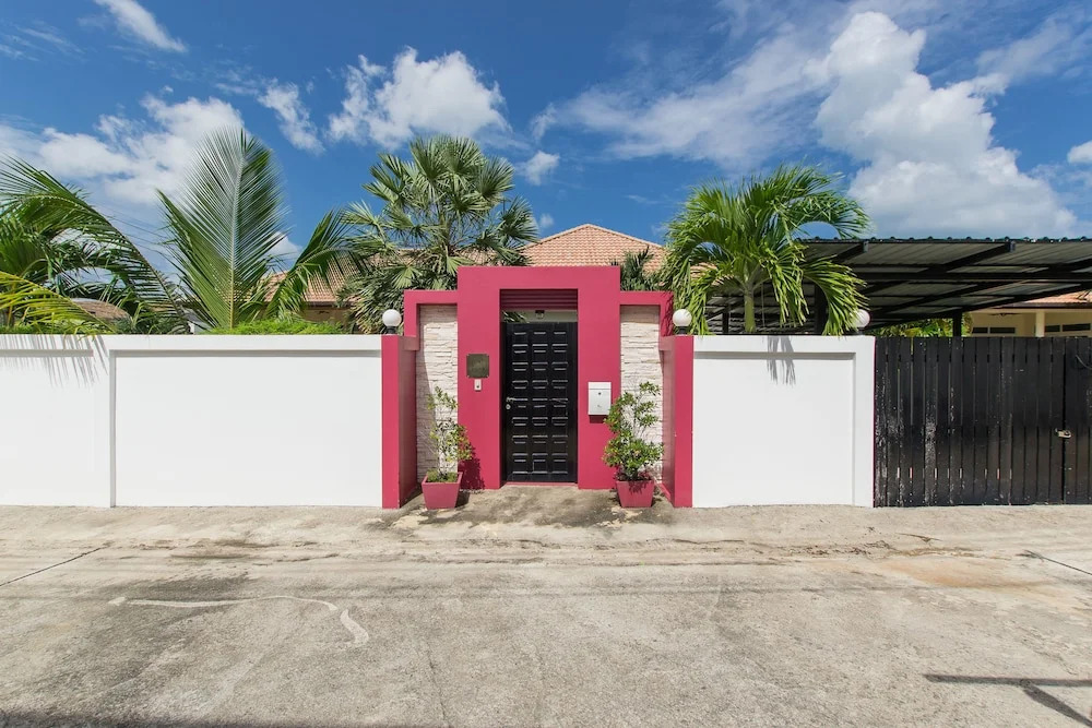 Seaview Tropical 3BR Pool Villa